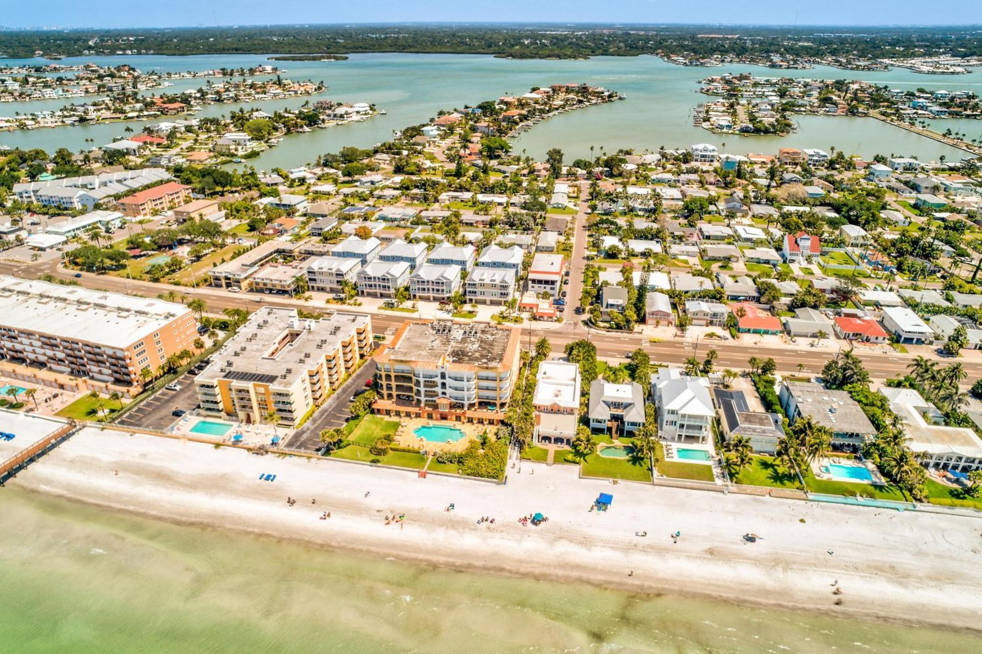 Redington Beach Townhouse 16303 Villa St. Pete Beach Exterior photo